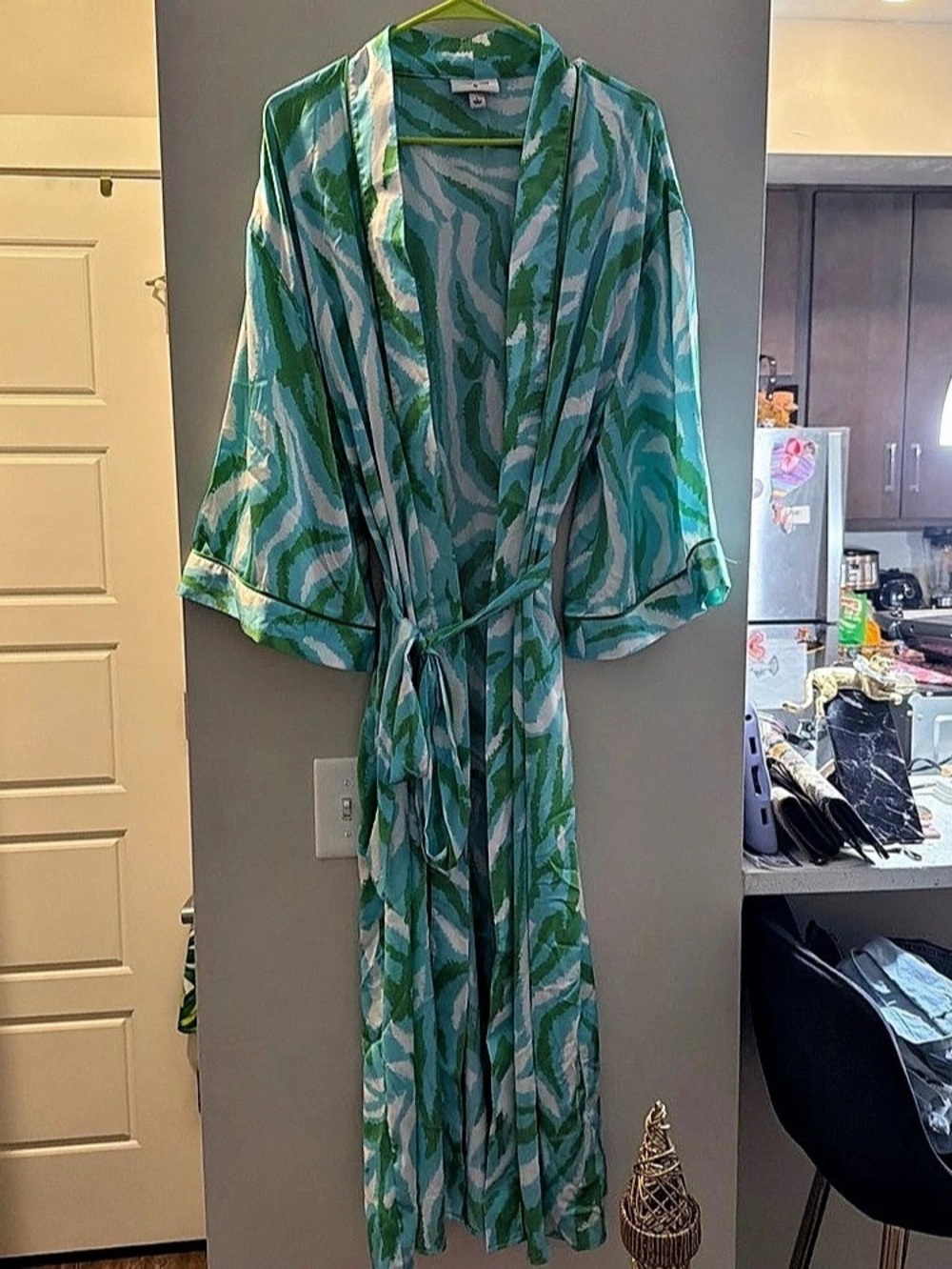 Diane von Furstenberg Abstract Print Robe in Green & Blue Like New